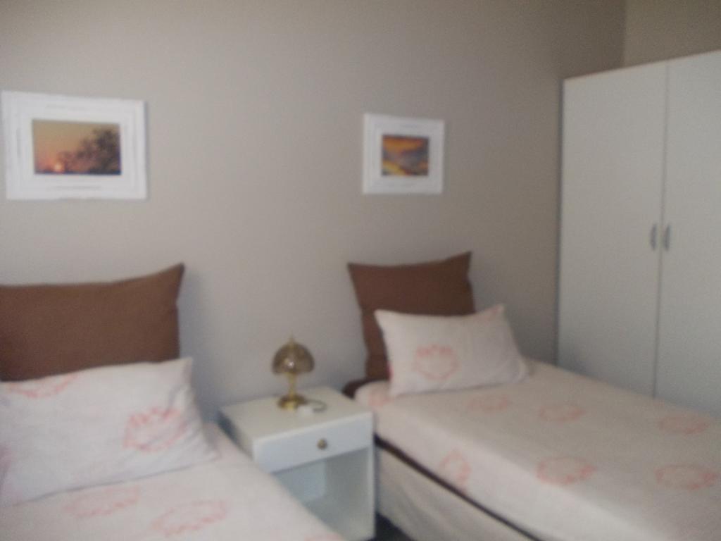 Huis Klipdriftself Catering &B&B Henties Bay Luaran gambar